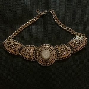 Metal filigree choker with stone